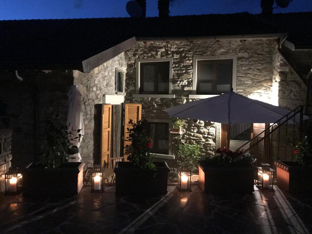 Relais San Filippo In Sogaglia Bed and Breakfast Mulazzo Exteriör bild